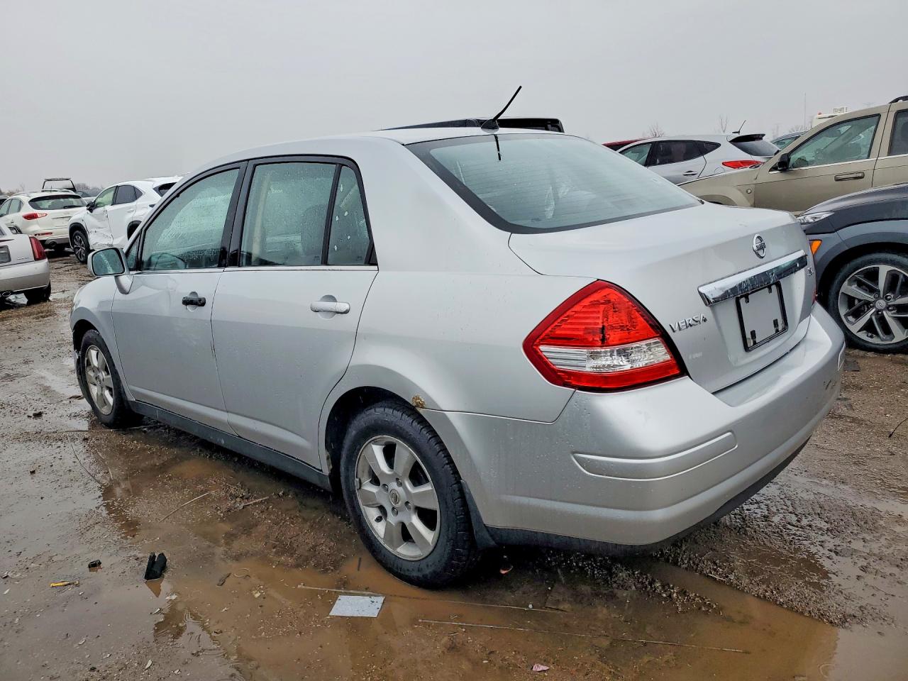 NISSAN VERSA 2007 — 3