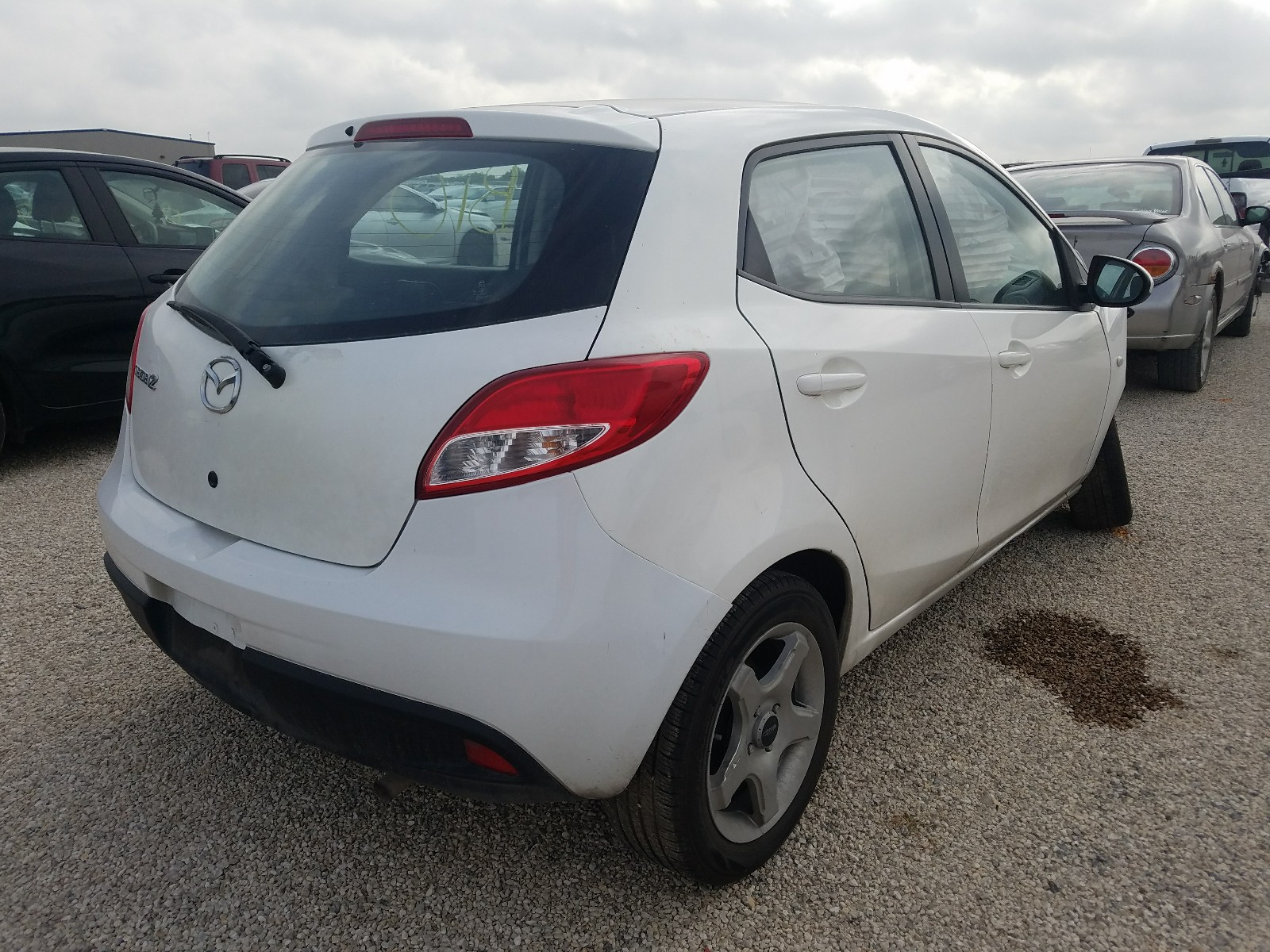 2012 MAZDA MAZDA2