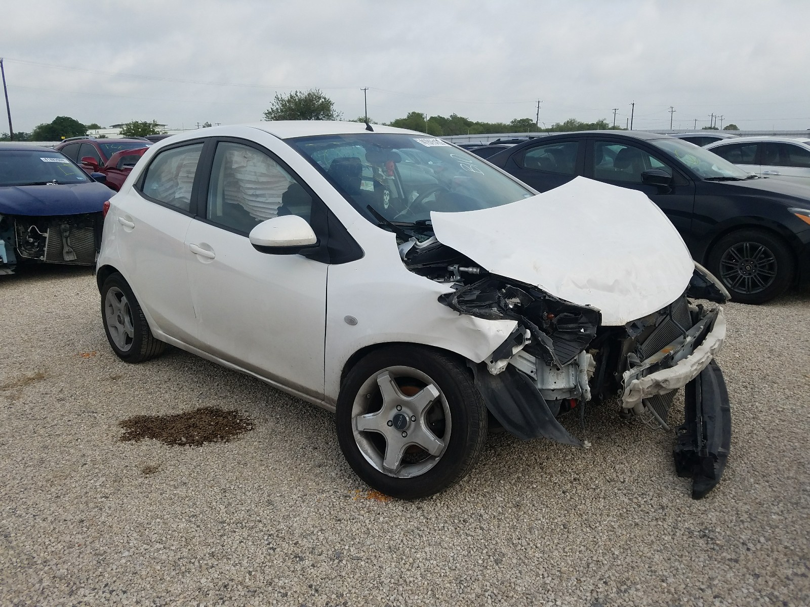2012 MAZDA MAZDA2