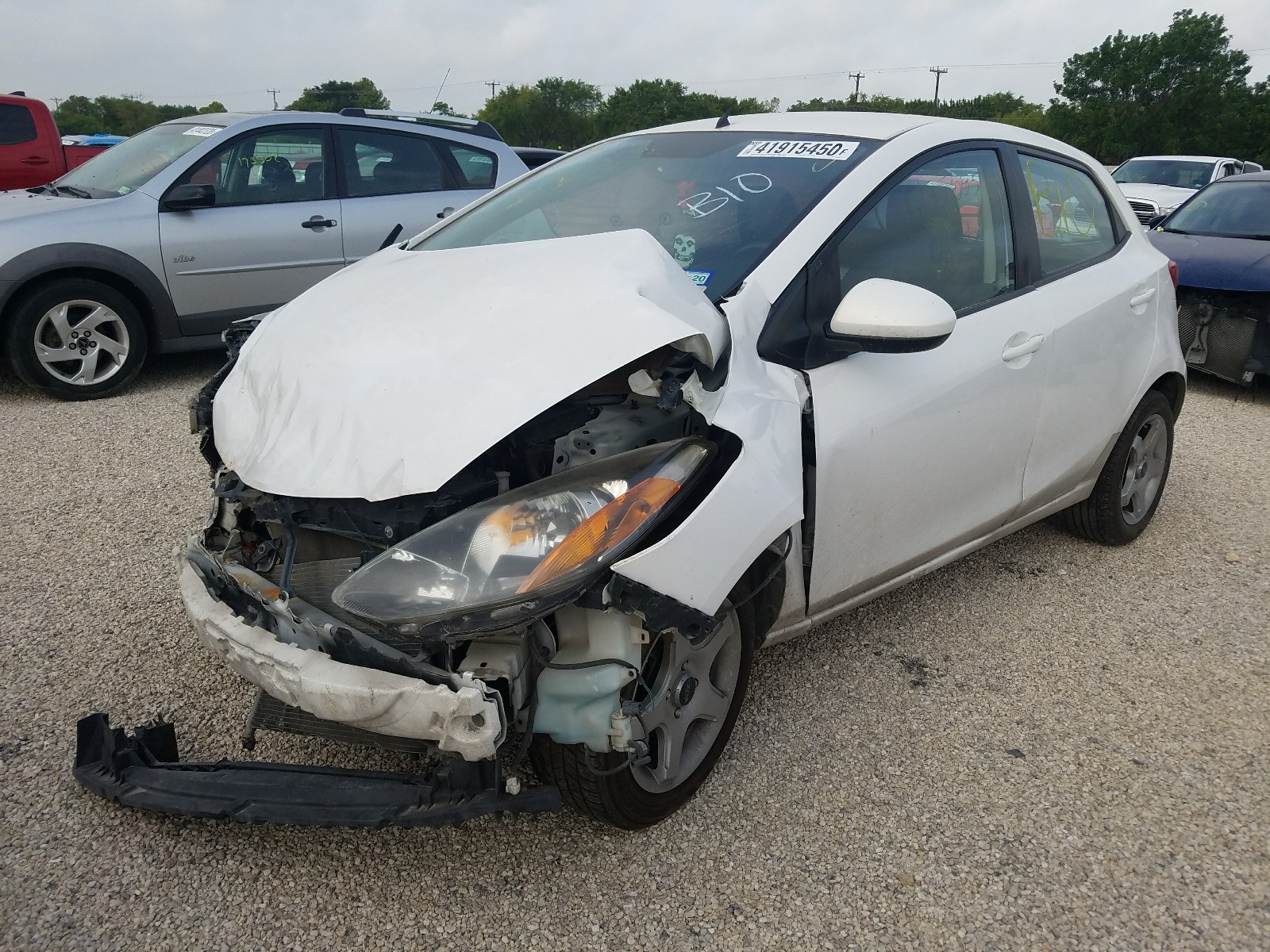 MAZDA MAZDA2 2012 — 3