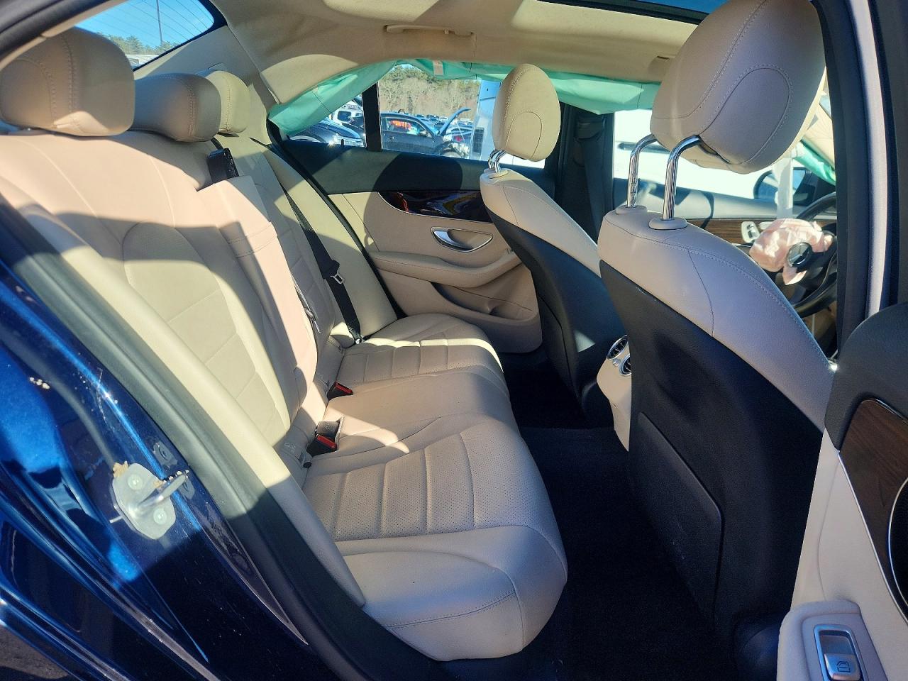 MERCEDES-BENZ C300 2016 — 11