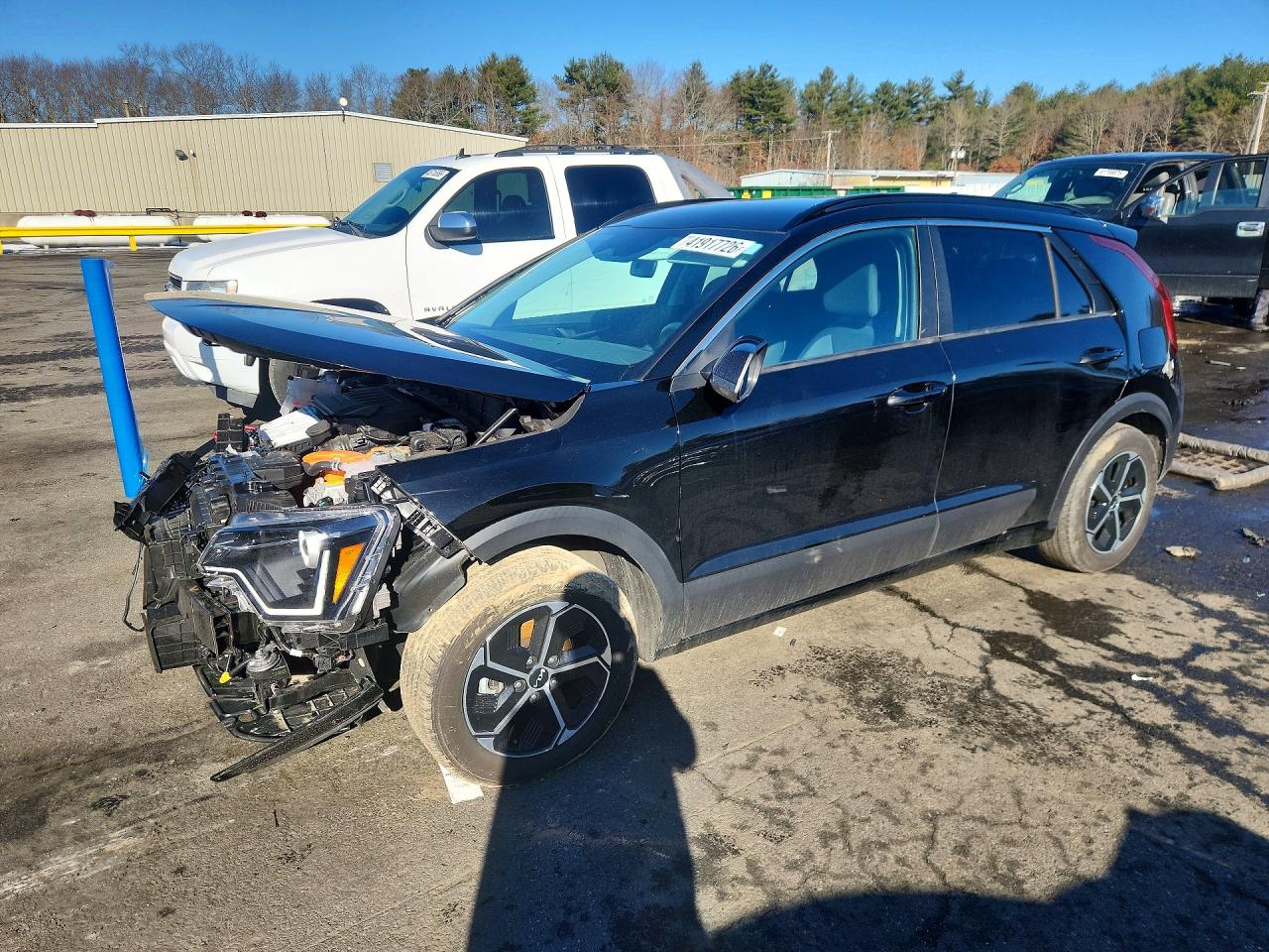 2024 KIA NIRO LX