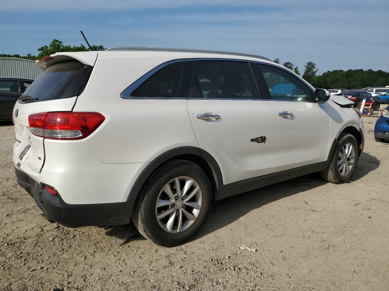 KIA SORENTO 2017 — 4