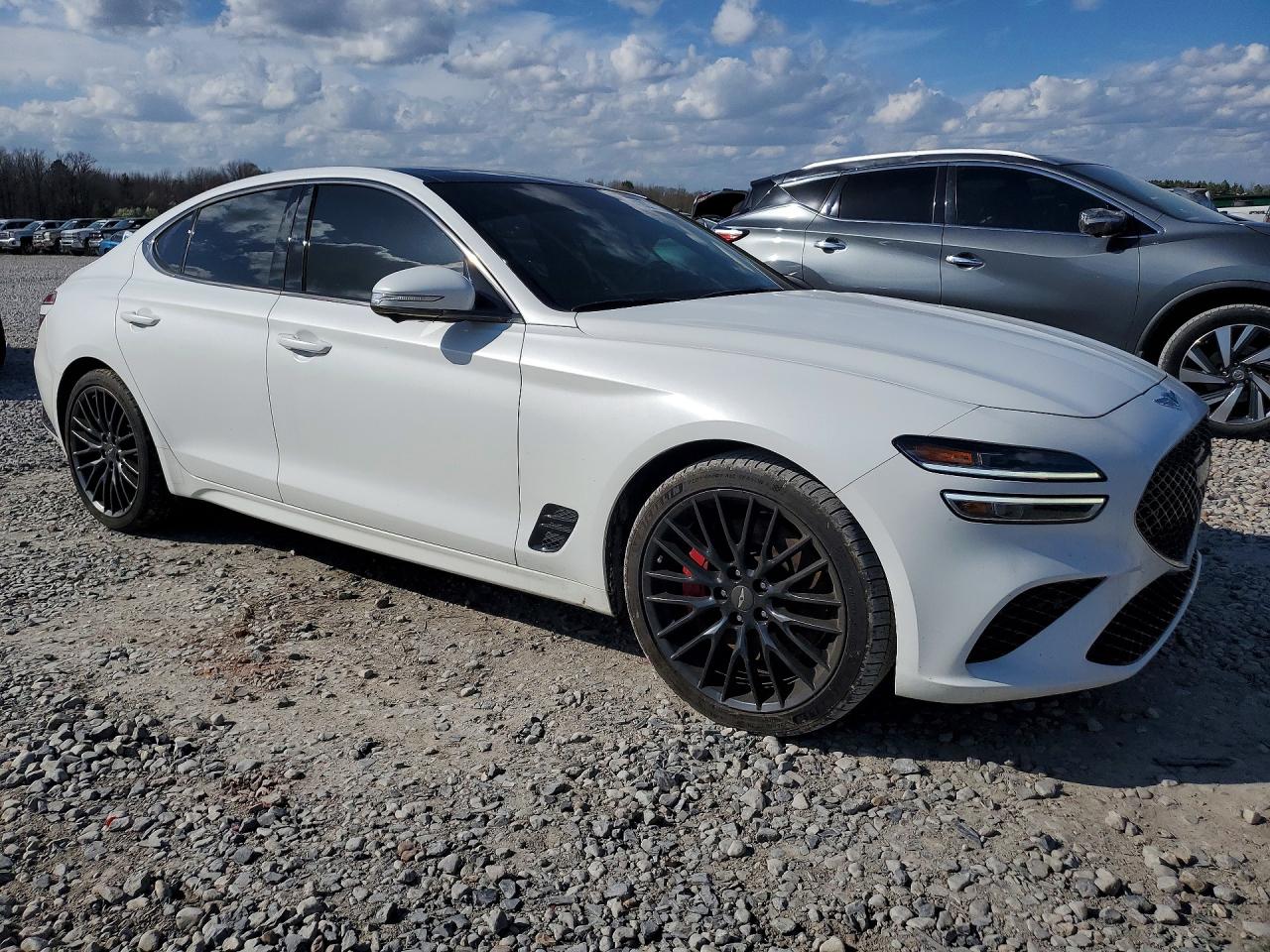 GENESIS G70 2022 — 5