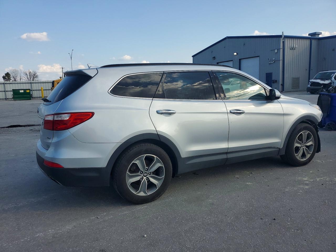 HYUNDAI SANTA FE 2016 — 4