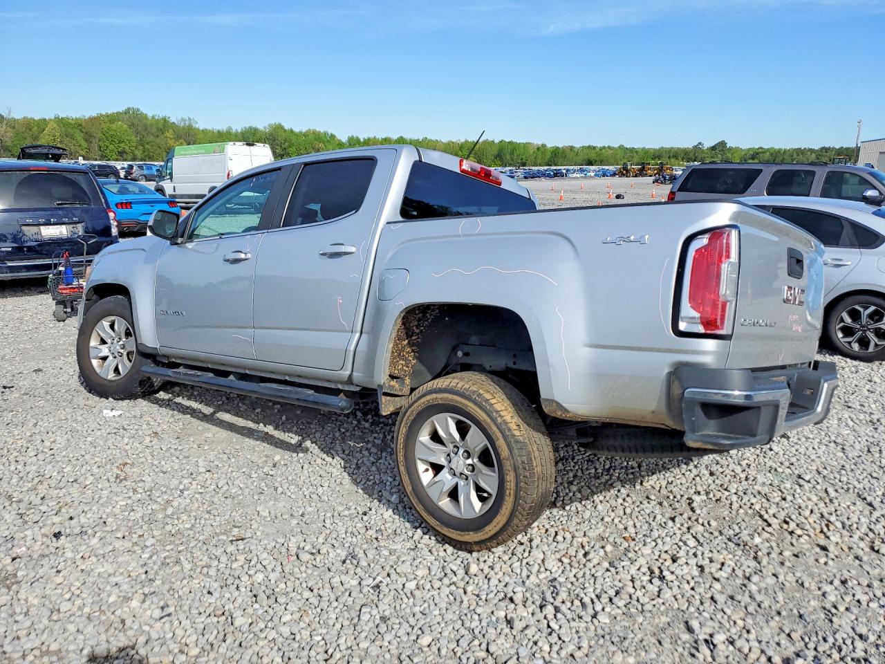 GMC CANYON 2018 — 3