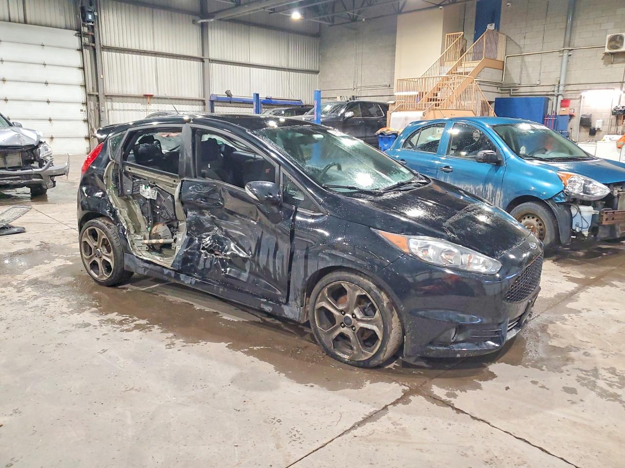 FORD FIESTA 2017 — 5