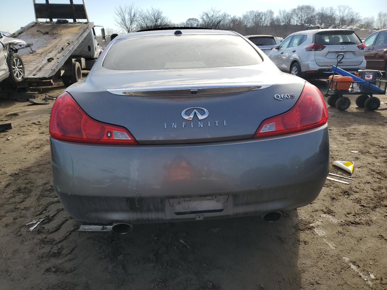 INFINITI Q60 2015 — 7