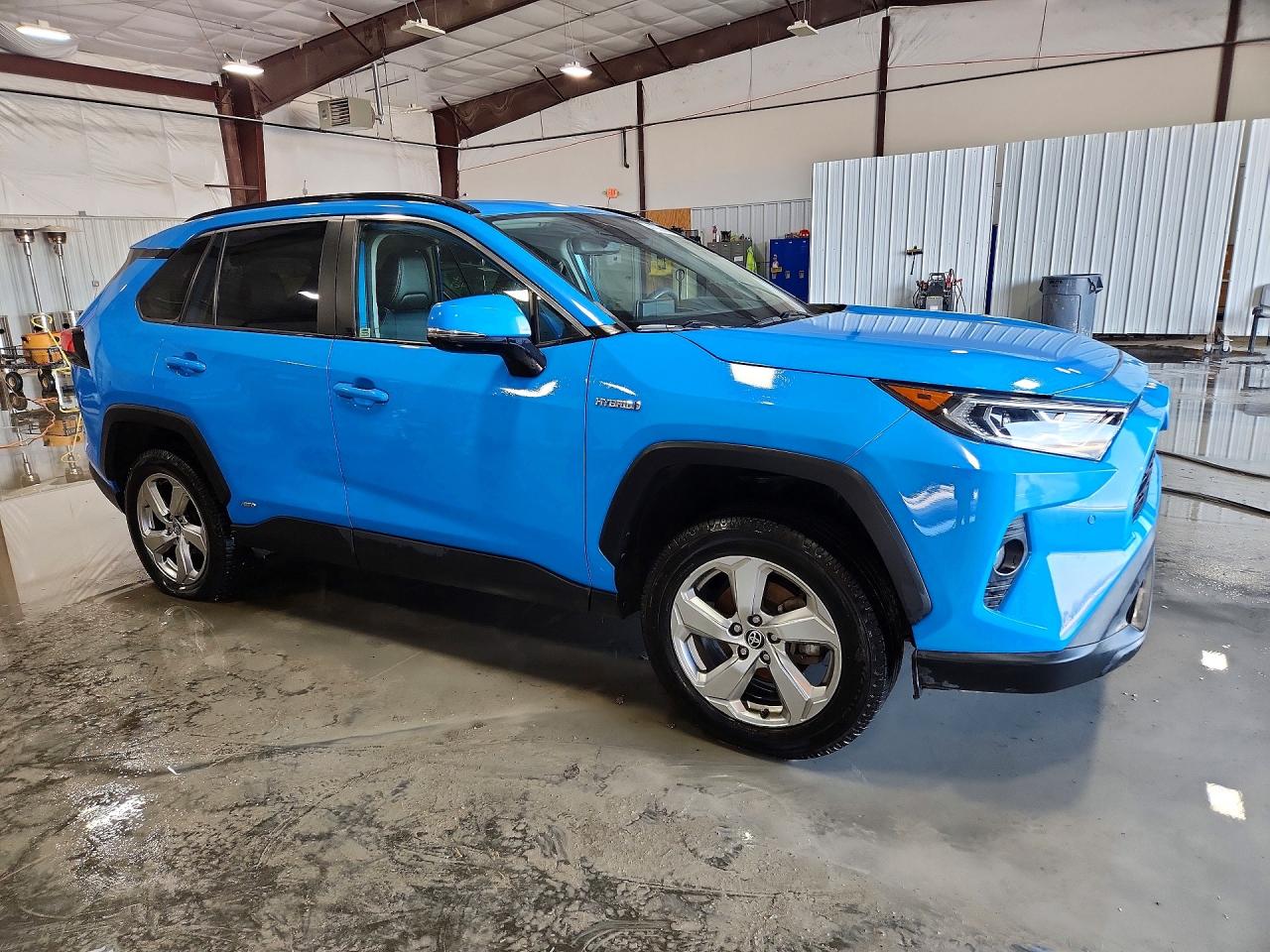 2021 TOYOTA RAV4 HYBRID XLE PREMIUM