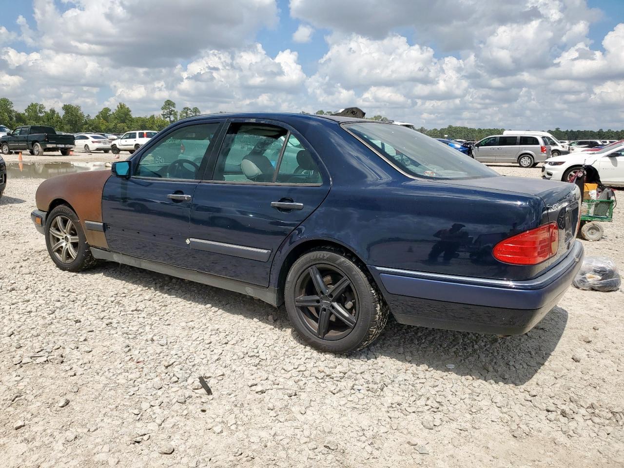 MERCEDES-BENZ 160 1997 — 3