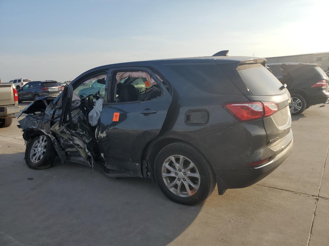 CHEVROLET EQUINOX 2018 — 3