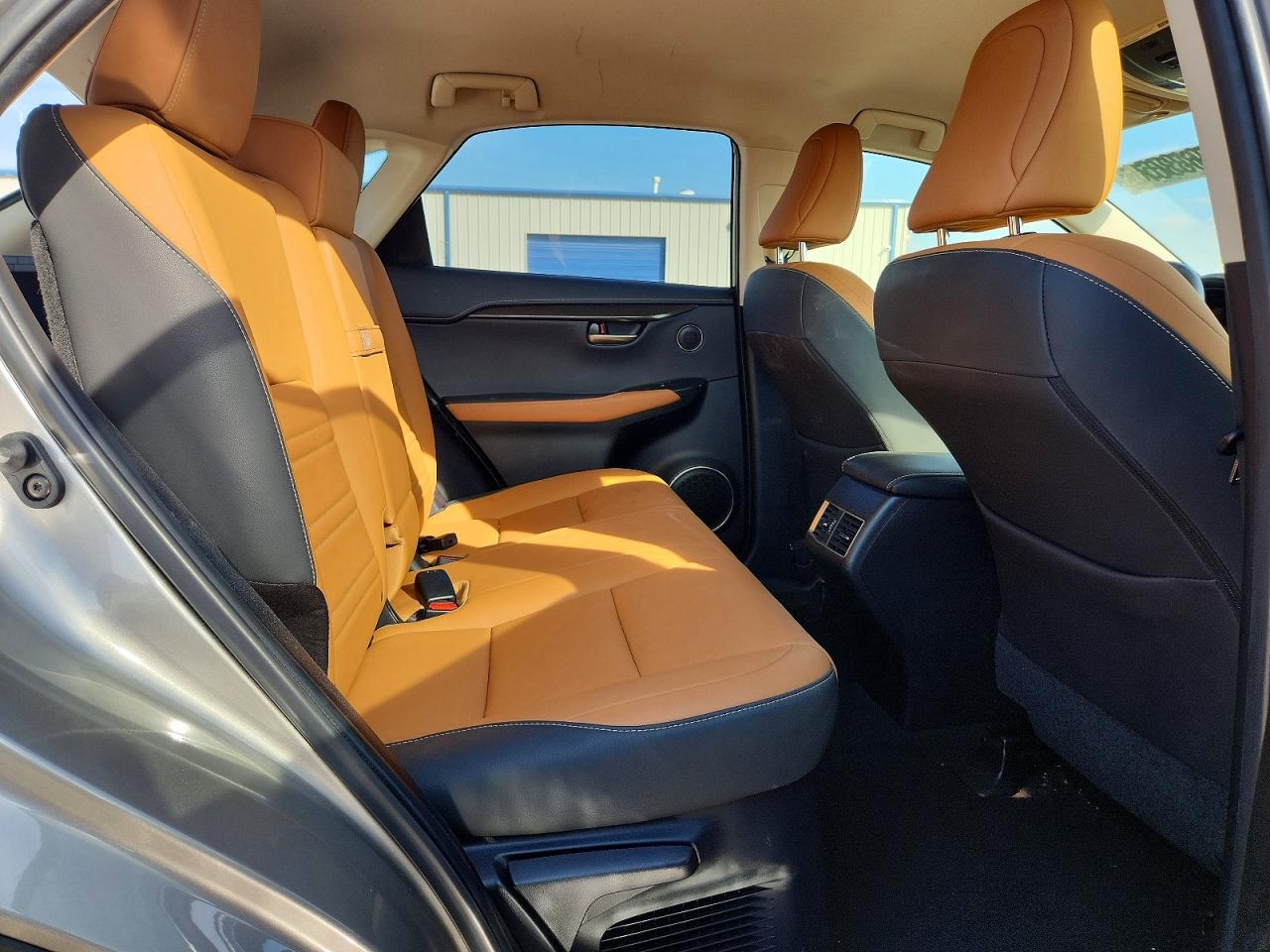 LEXUS NX 300 2021 — 12