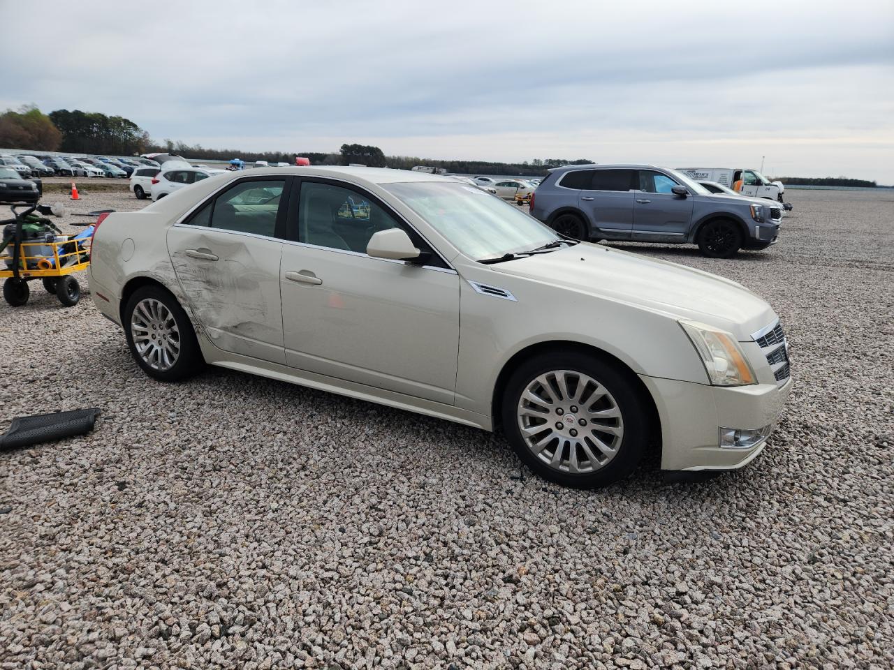 CADILLAC CTS 2010 — 5