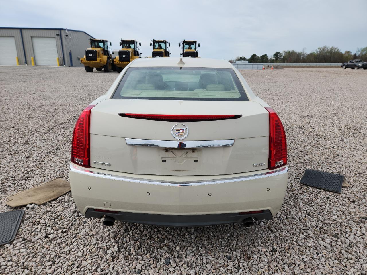 CADILLAC CTS 2010 — 7
