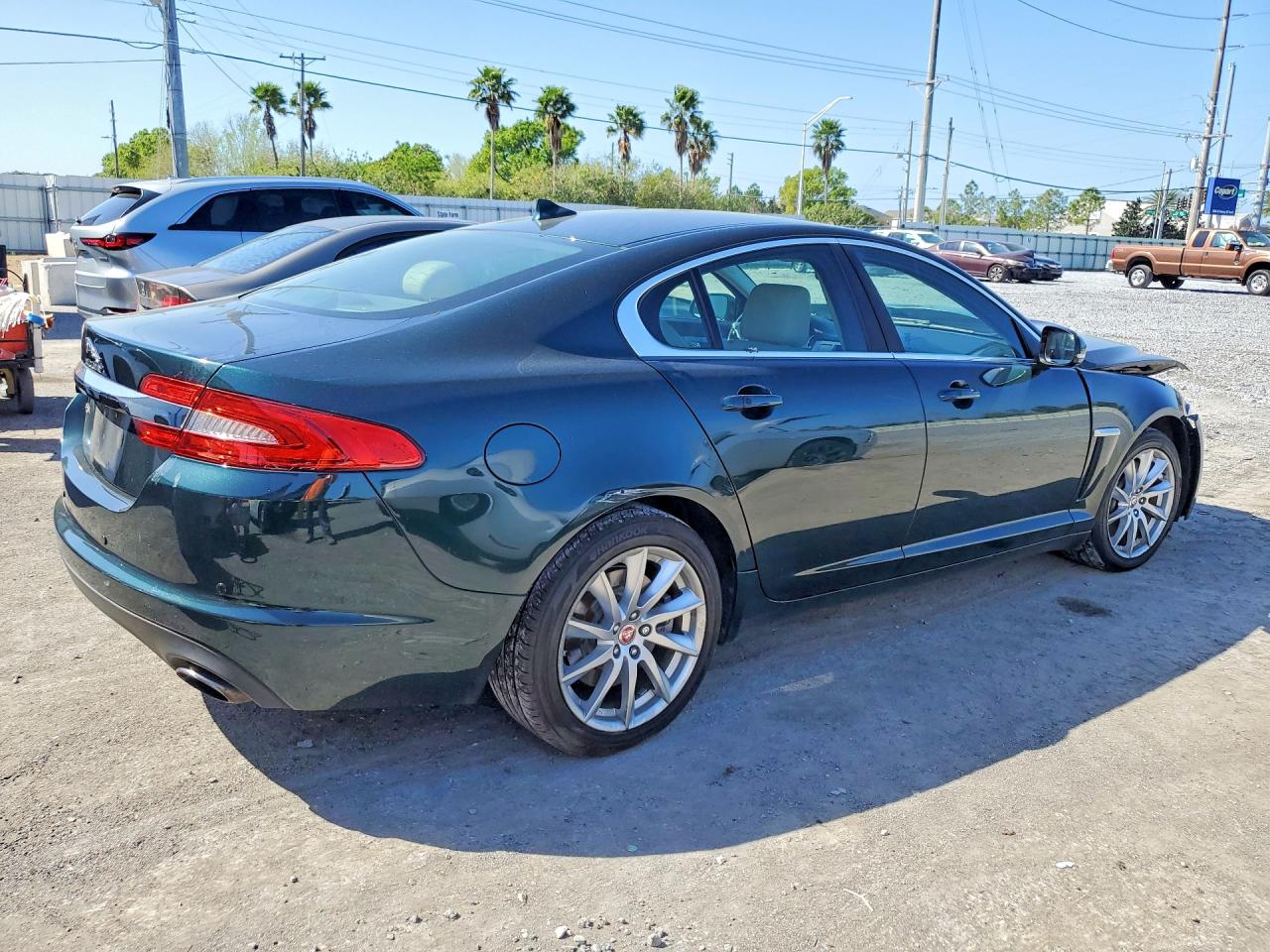 JAGUAR XF 2015 — 4