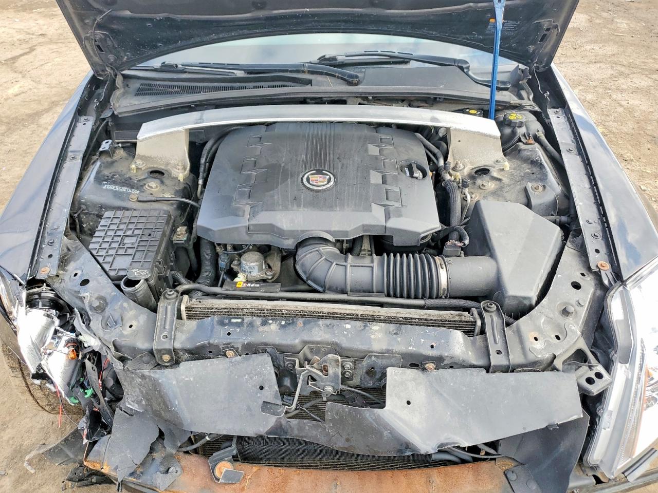 CADILLAC CTS 2010 — 12