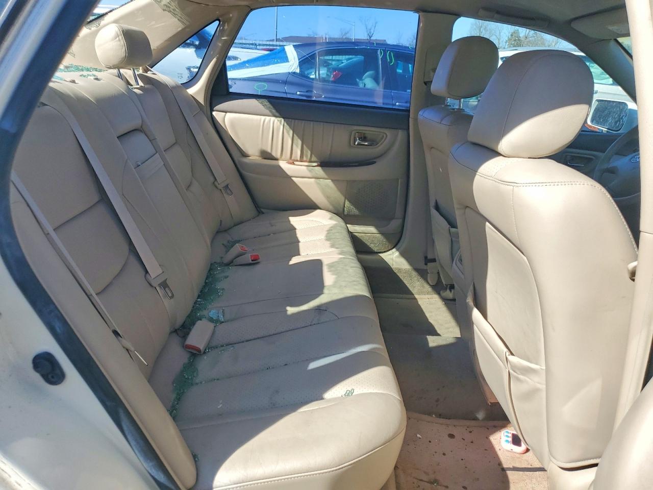 TOYOTA AVALON 2003 — 11