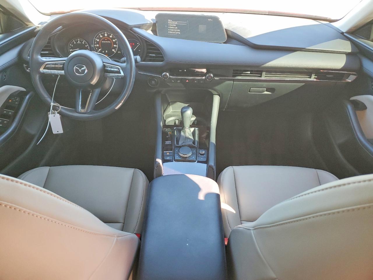 MAZDA 3 2023 — 9