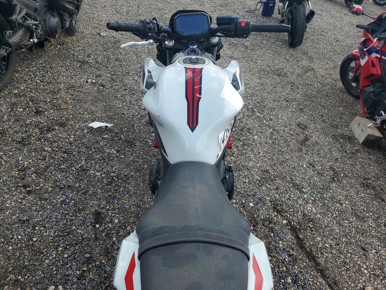 KAWASAKI ER650 2022 — 7