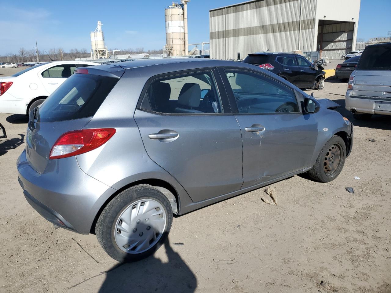 MAZDA MAZDA2 2013 — 4