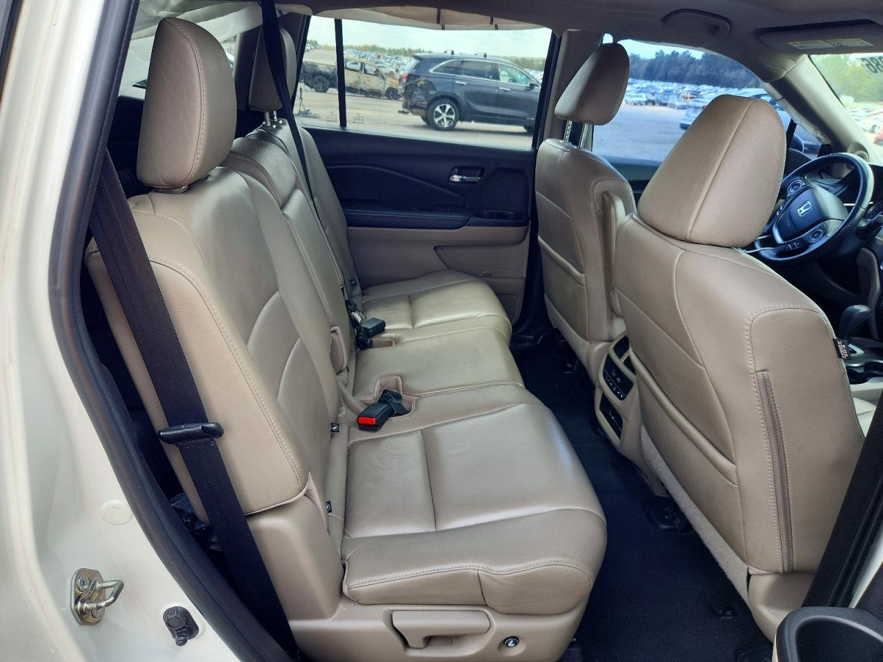 HONDA PILOT 2017 — 12