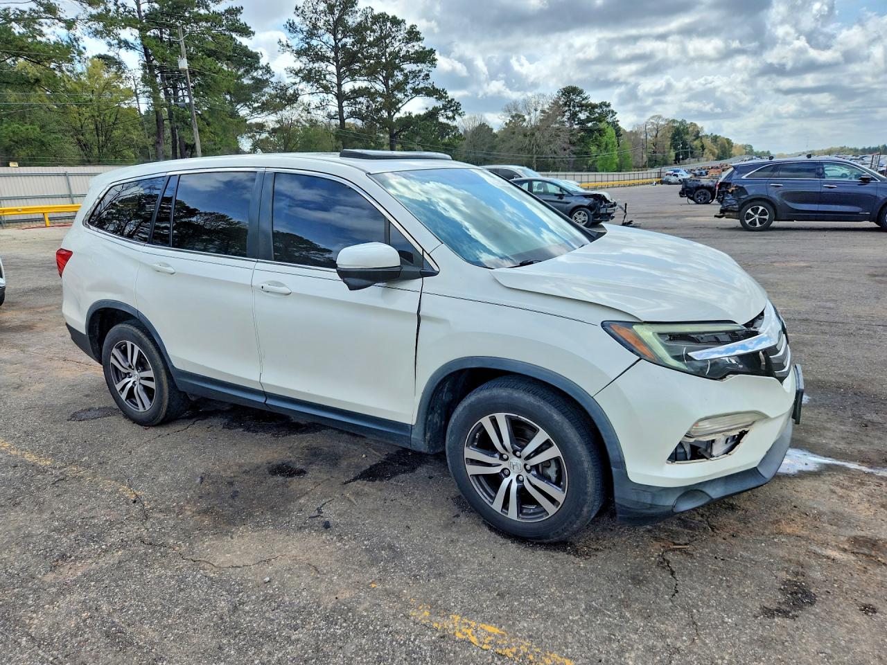 HONDA PILOT 2017 — 5