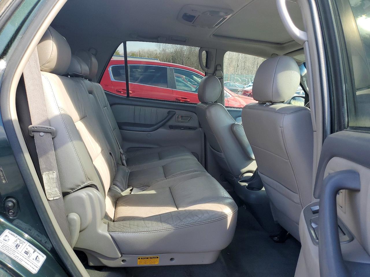 TOYOTA SEQUOIA 2006 — 12