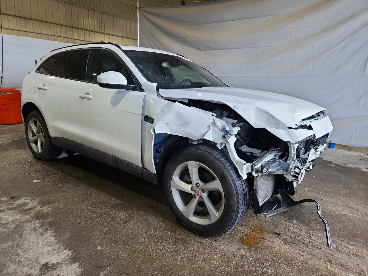 2018 JAGUAR F-PACE