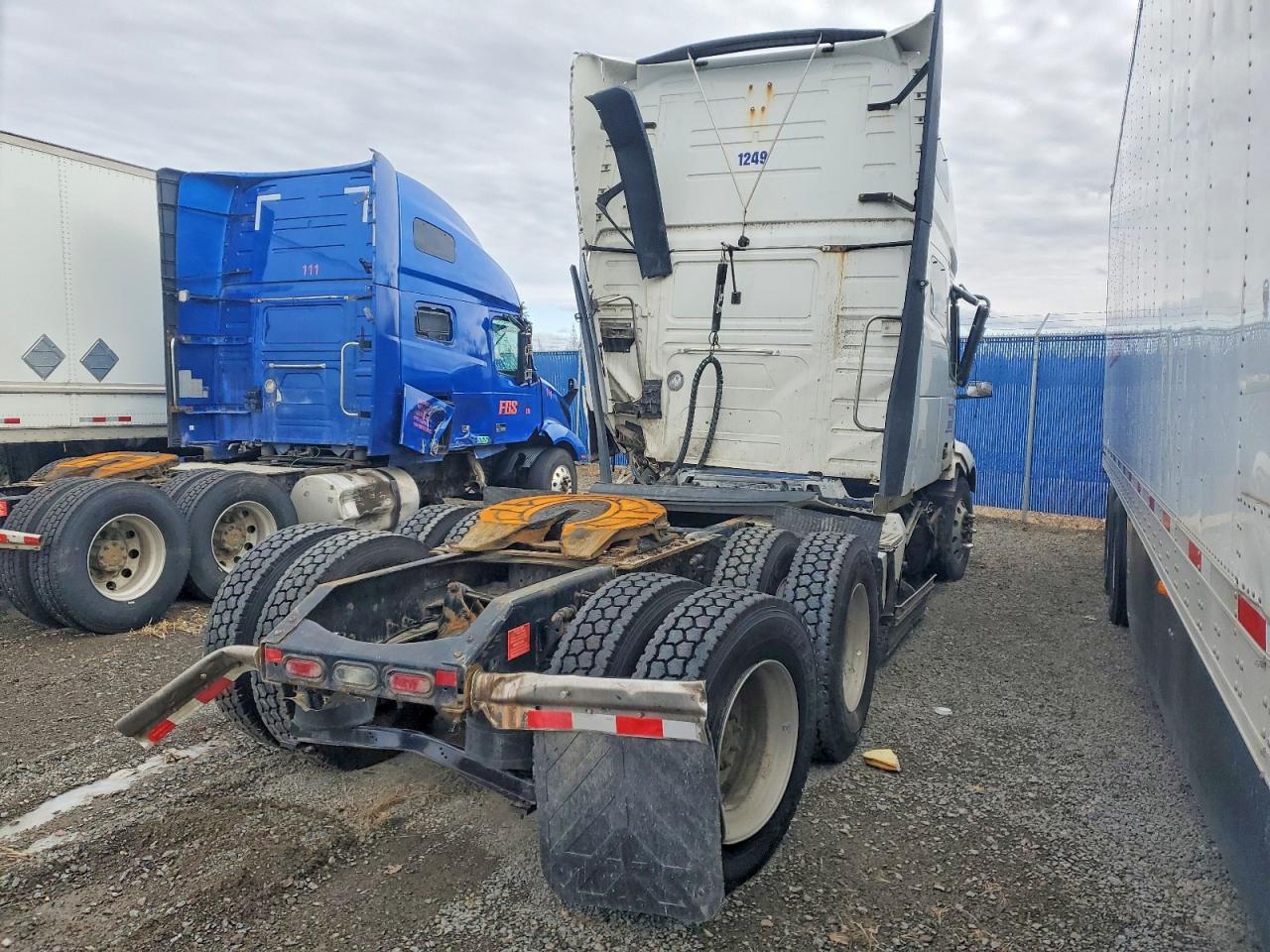 2021 VOLVO VN VNL
