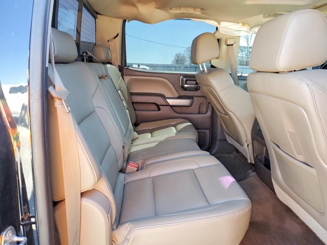 CHEVROLET SILVERADO 2015 — 11