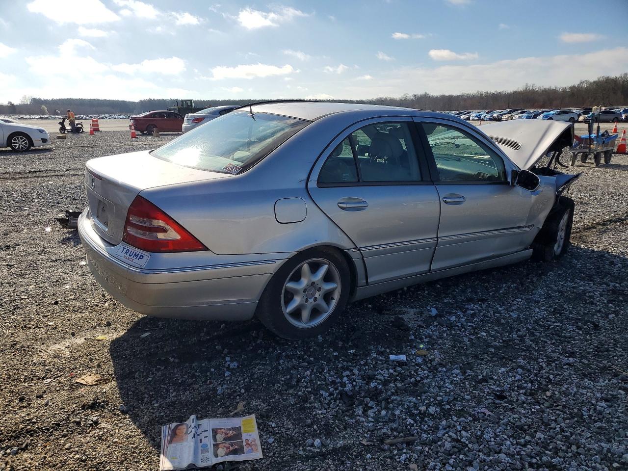 MERCEDES-BENZ C 2002 — 4