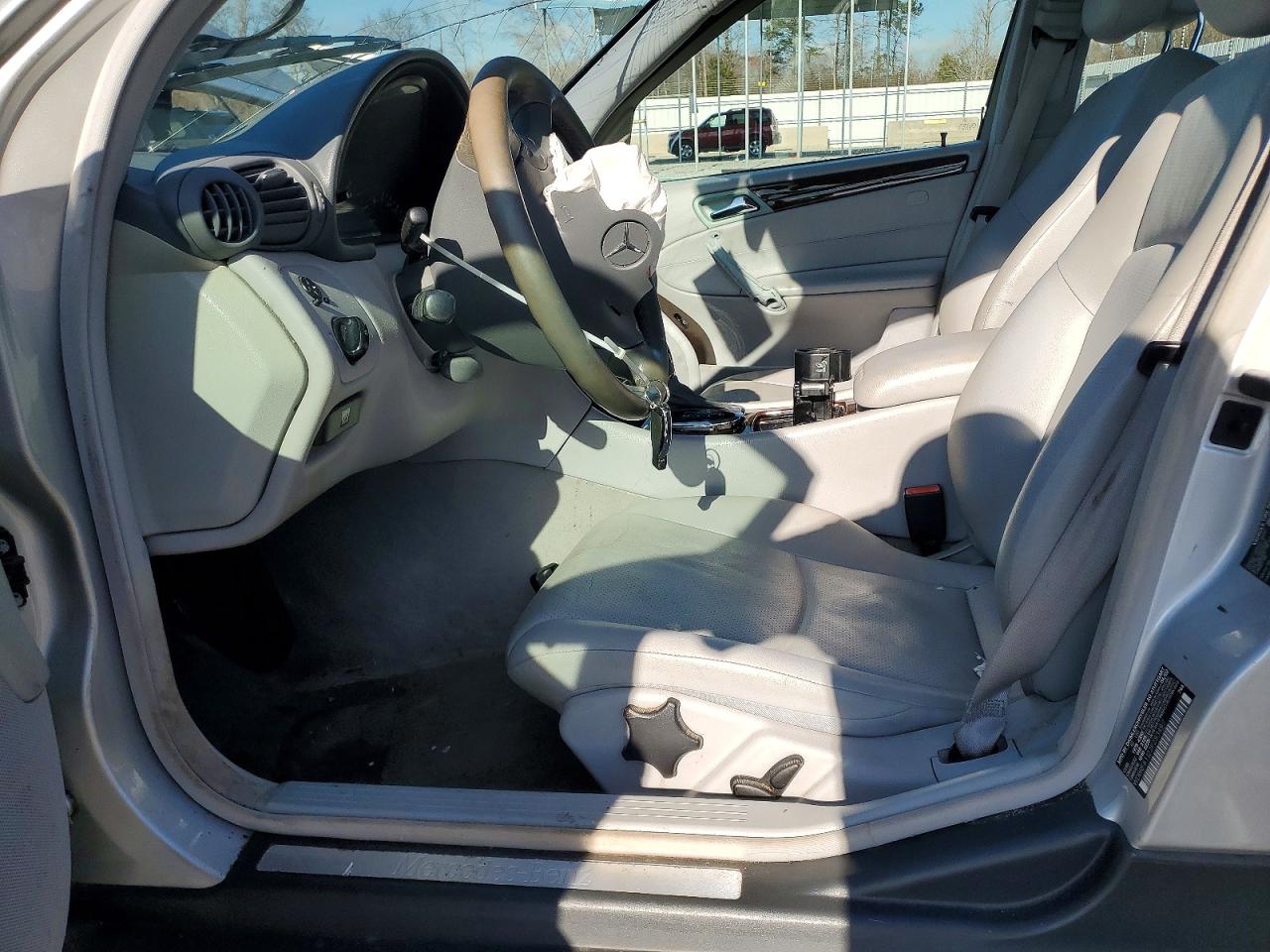 MERCEDES-BENZ C 2002 — 8
