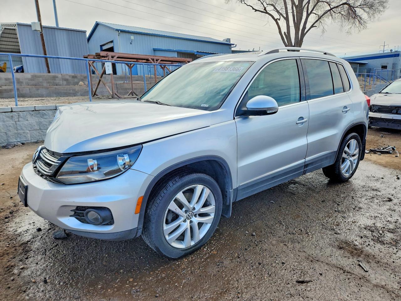 2013 VOLKSWAGEN TIGUAN S