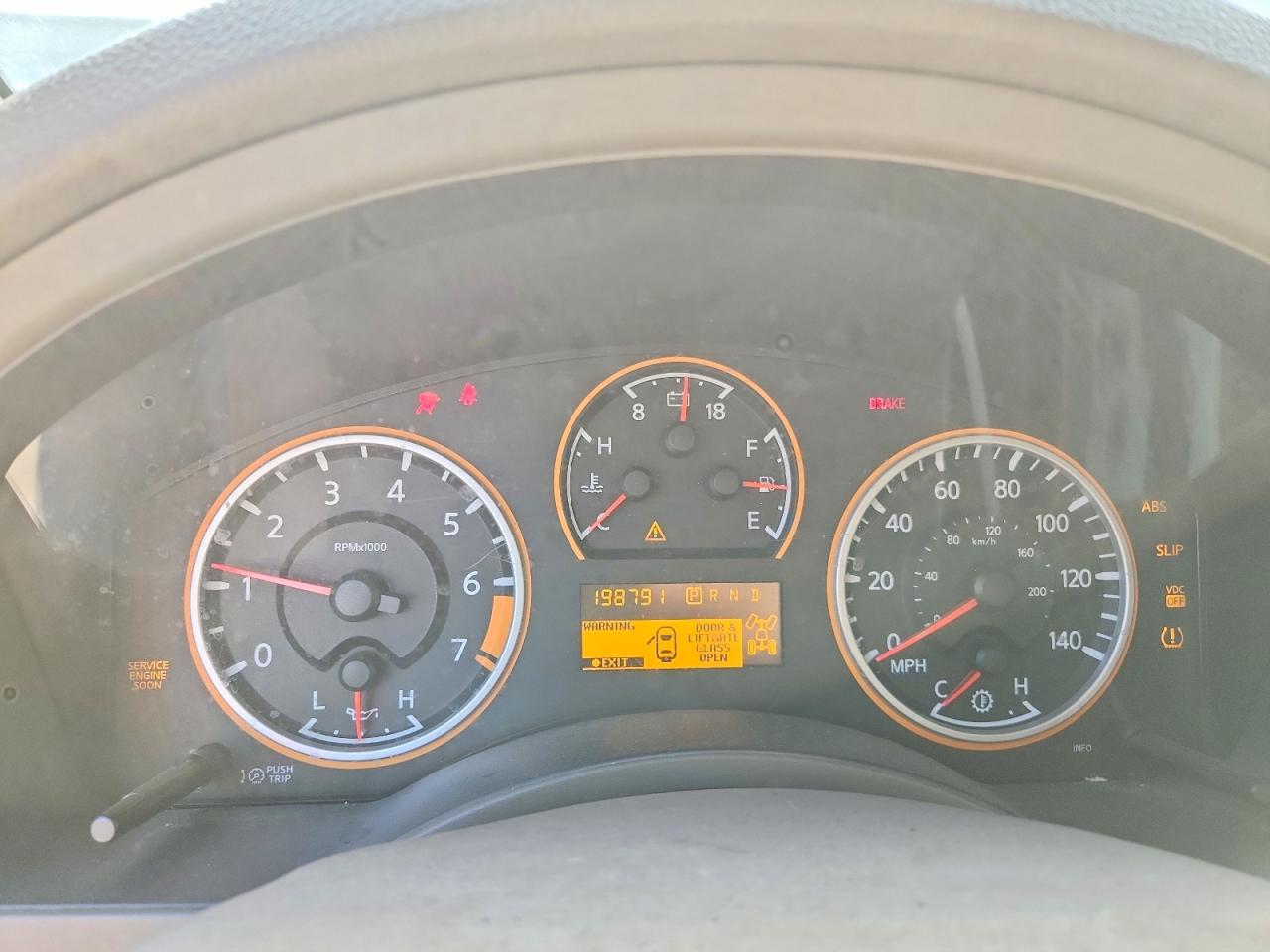 NISSAN ARMADA 2009 — 10
