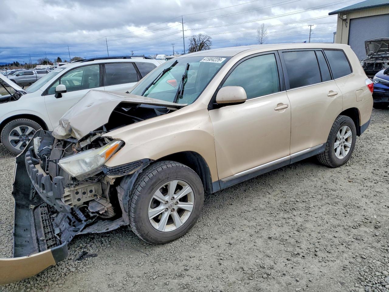 2013 TOYOTA HIGHLANDER BASE