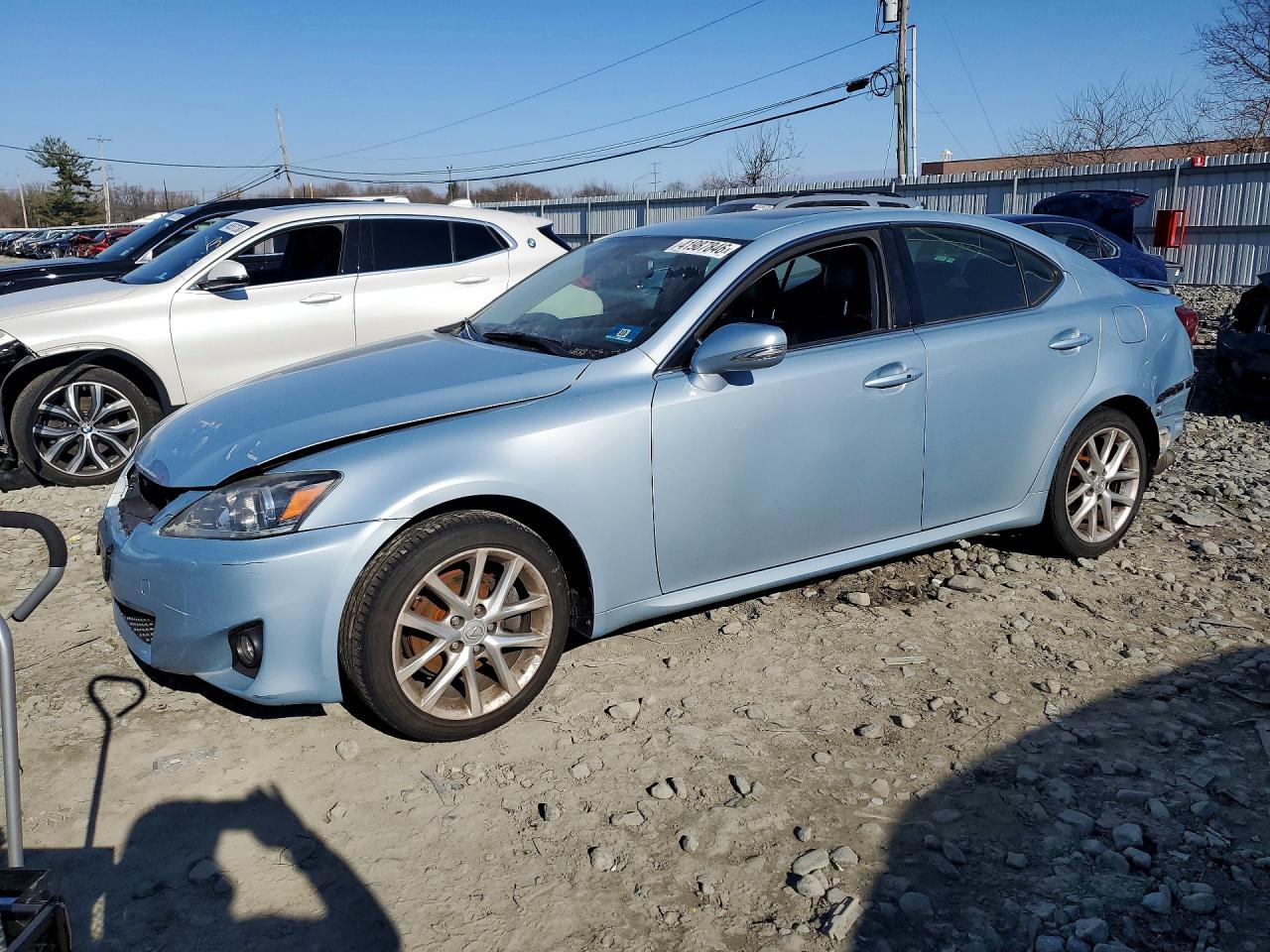 LEXUS IS 2012 — 2