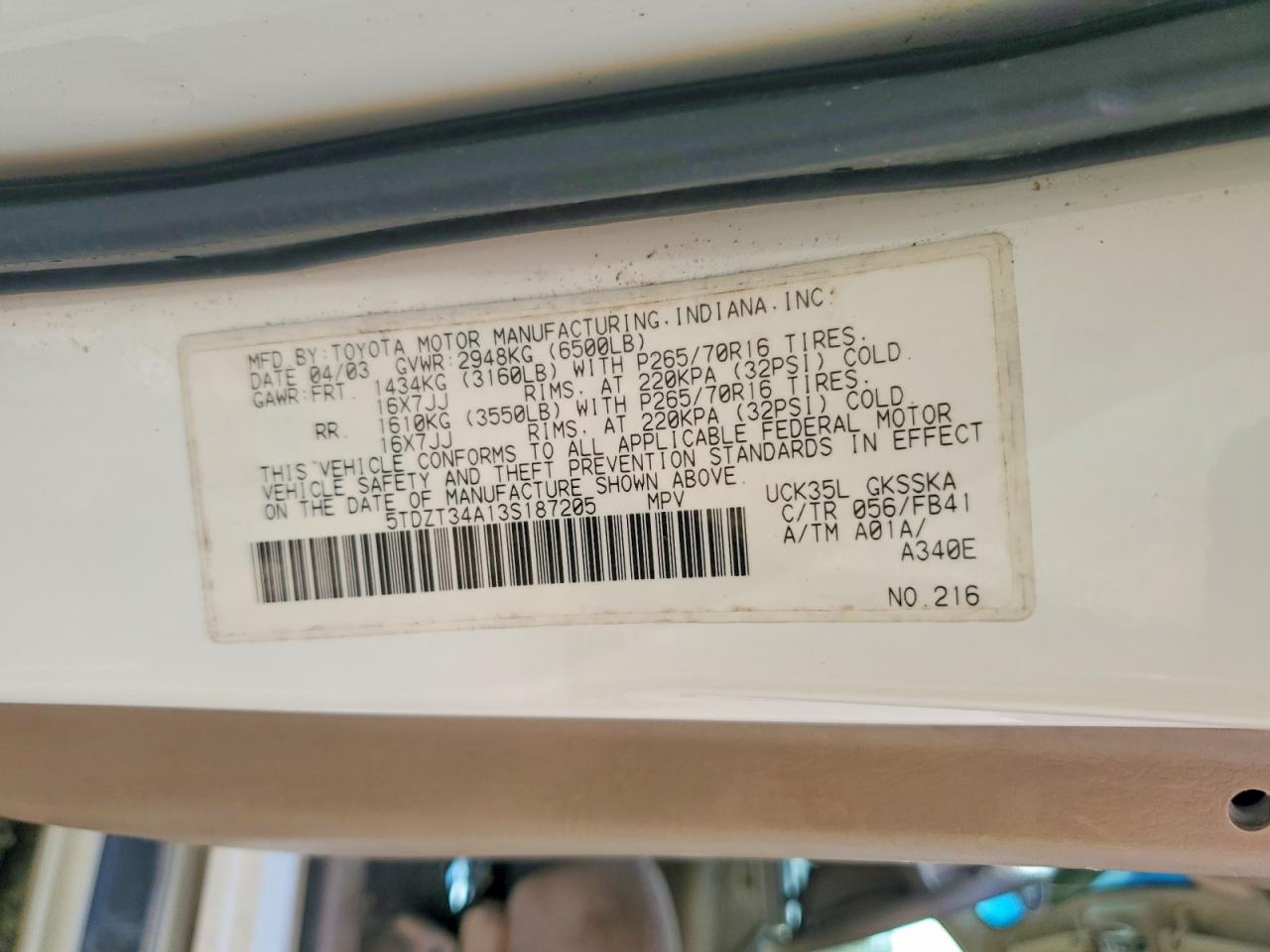 TOYOTA SEQUOIA 2003 — 14