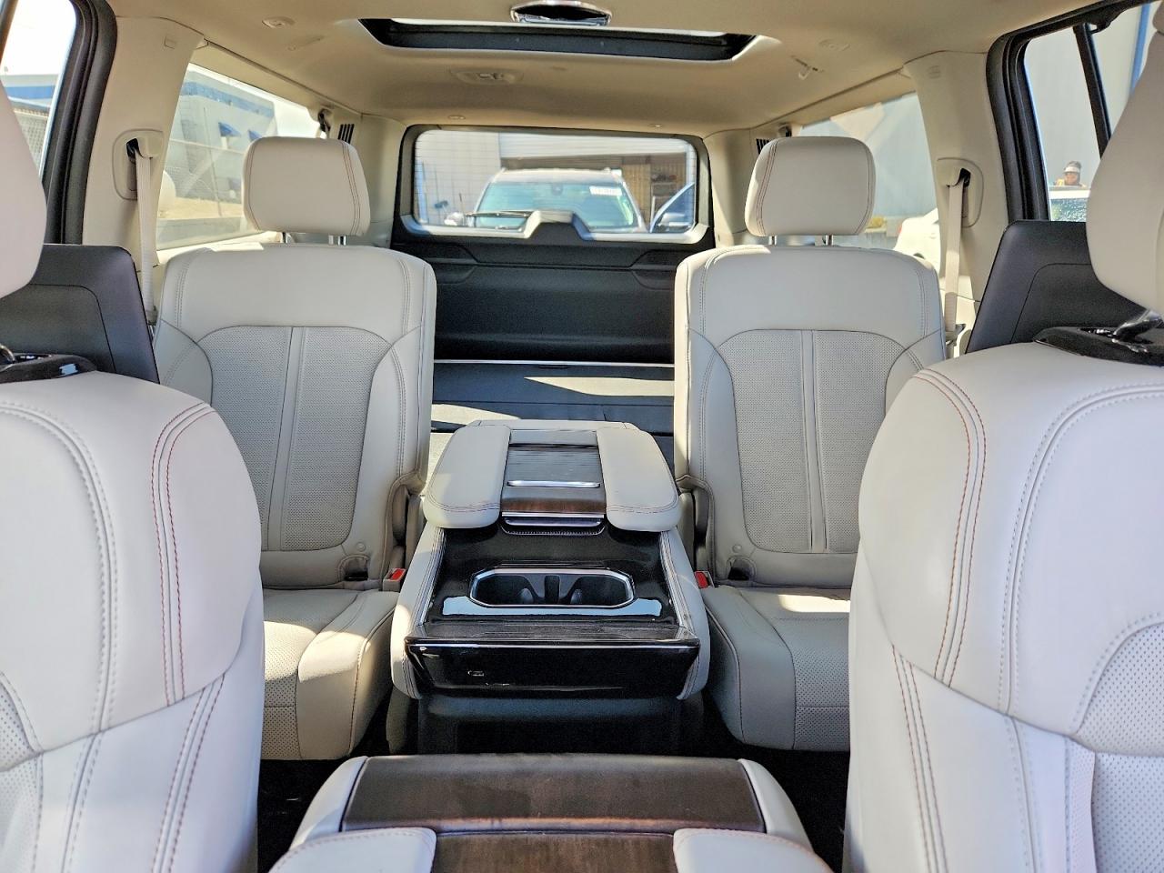 JEEP GRAND WAGONEER 2024 — 11