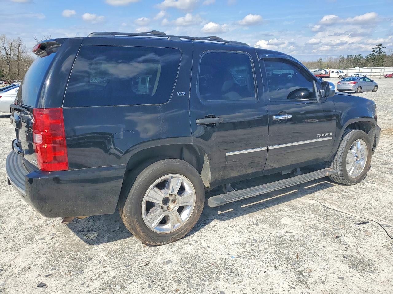 CHEVROLET TAHOE 2009 — 4