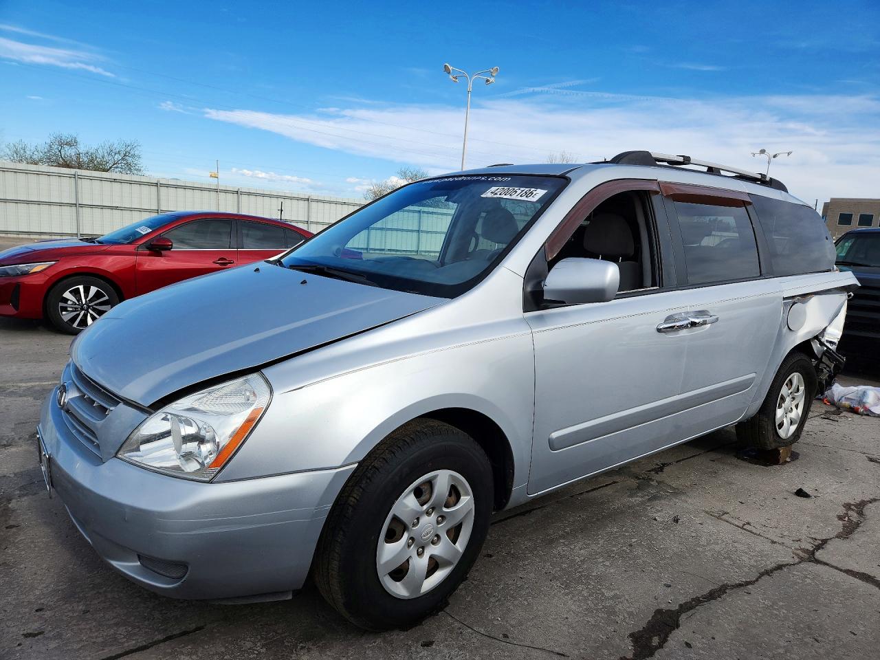2008 KIA SEDONA LX