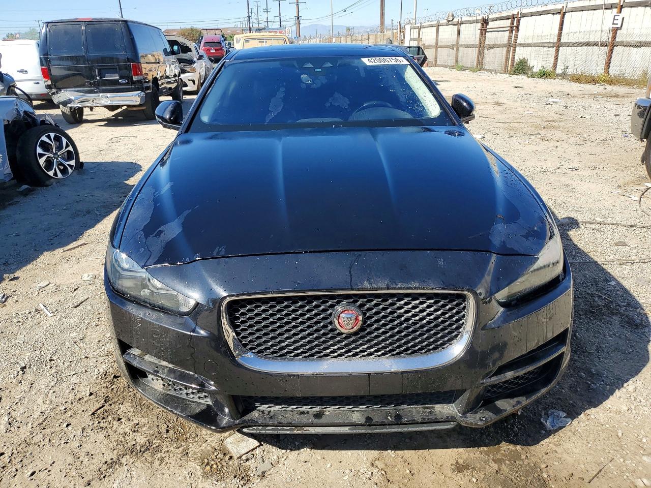 JAGUAR XE 2019 — 6