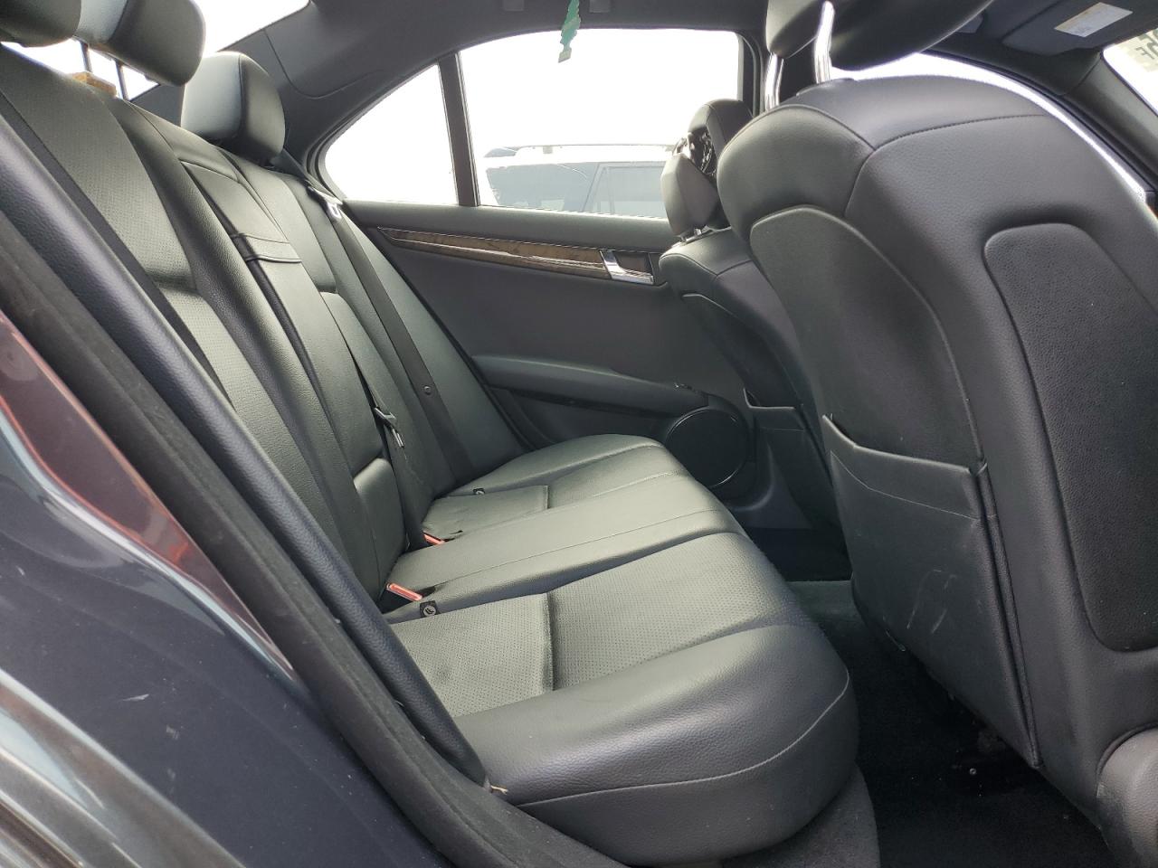 MERCEDES-BENZ C 350 2008 — 11