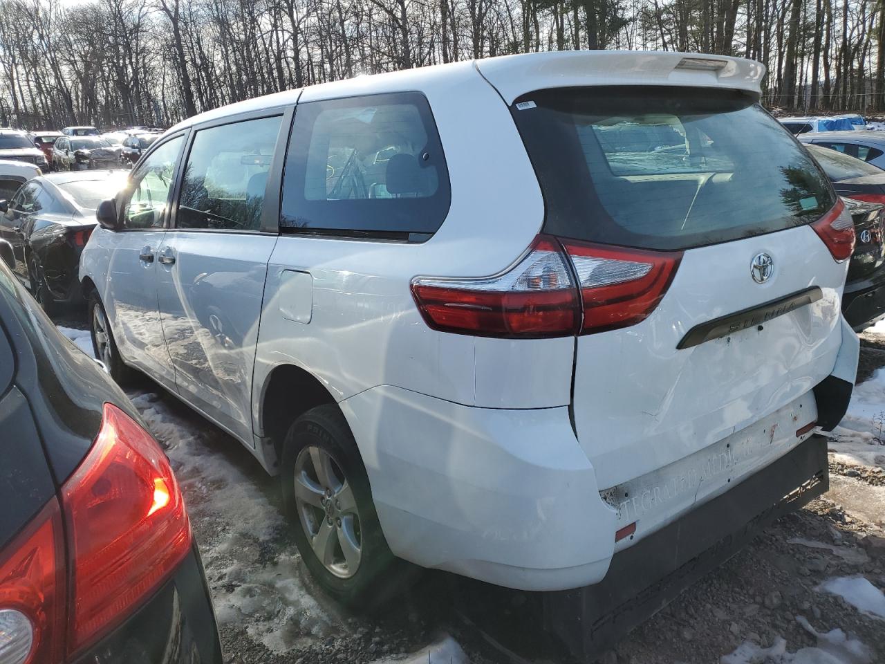 TOYOTA SIENNA 2015 — 3