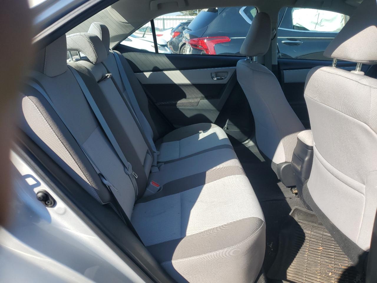 TOYOTA COROLLA 2019 — 11