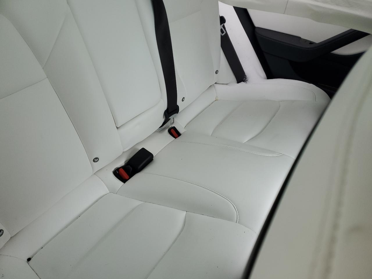 TESLA MODEL 3 2018 — 11