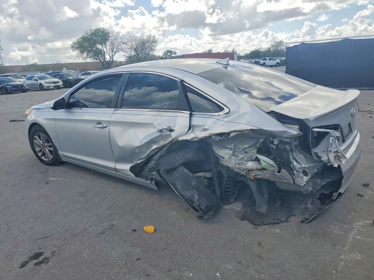 HYUNDAI SONATA 2016 — 3