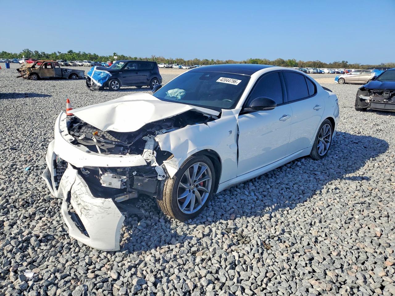 2024 ALFA ROMEO GIULIA TI
