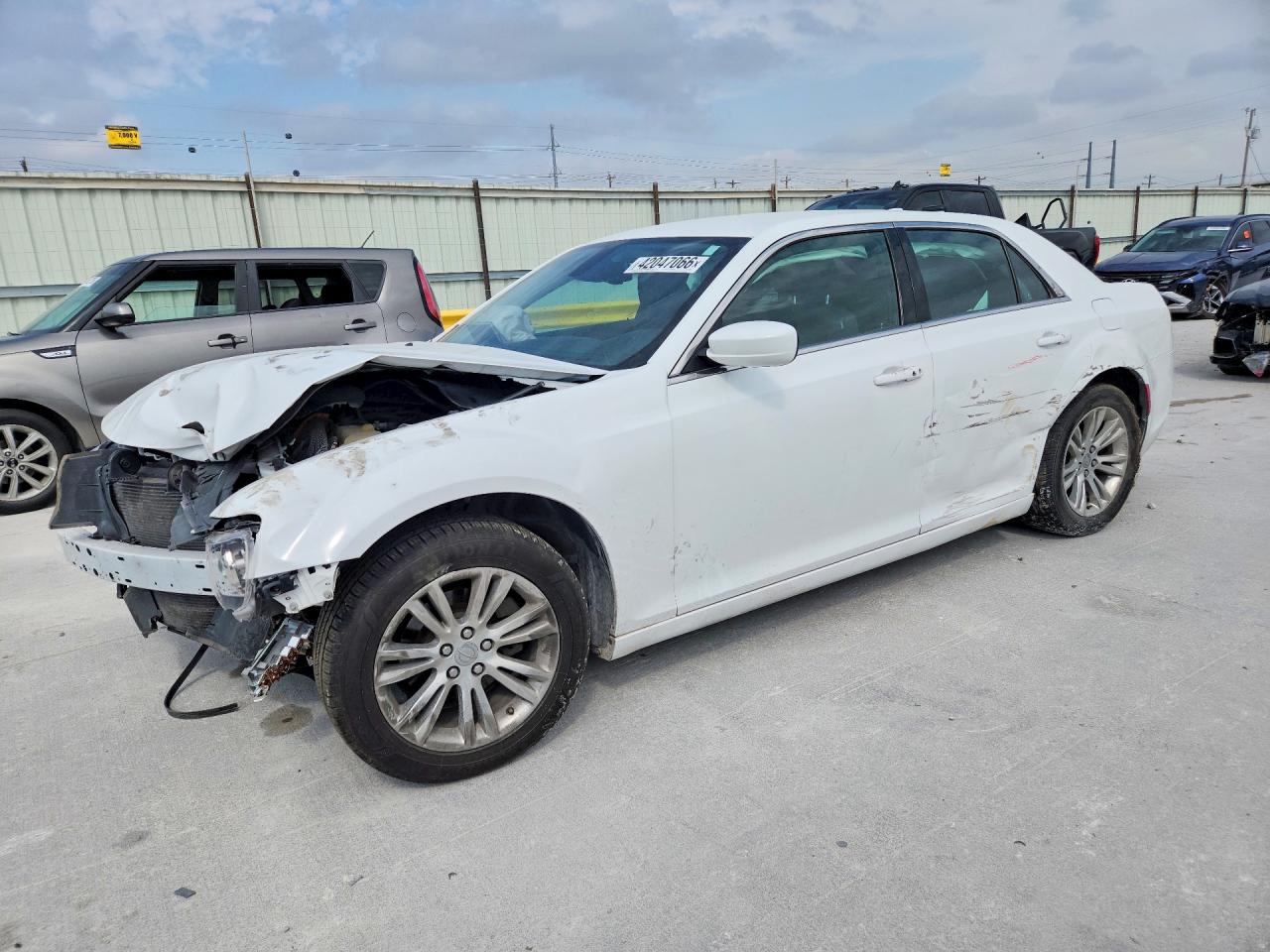 2019 CHRYSLER 300 TOURING