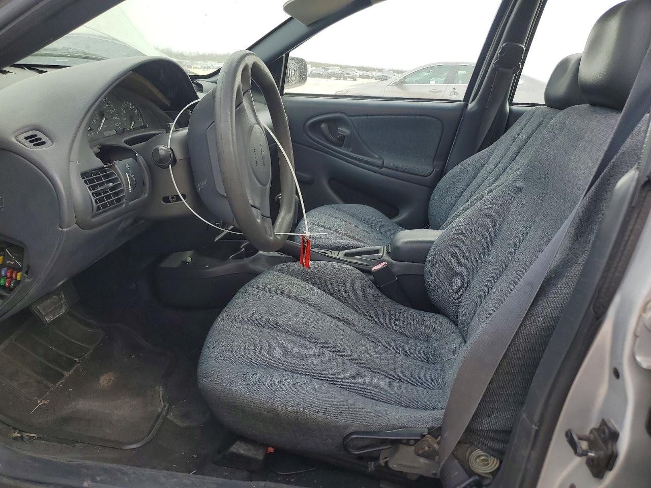 CHEVROLET CAVALIER 2004 — 8
