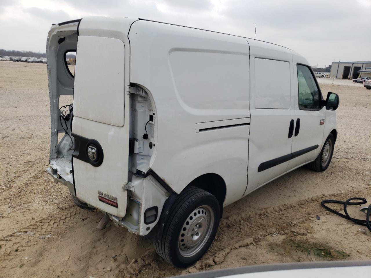 RAM PROMASTER CITY 2021 — 4